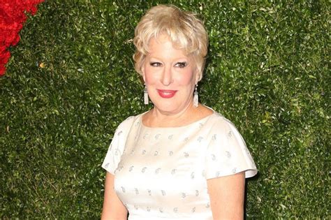 bette midler naked|Bette Midler Snaps Her Own Scandalous Selfie, Asks Kim Kardashian。